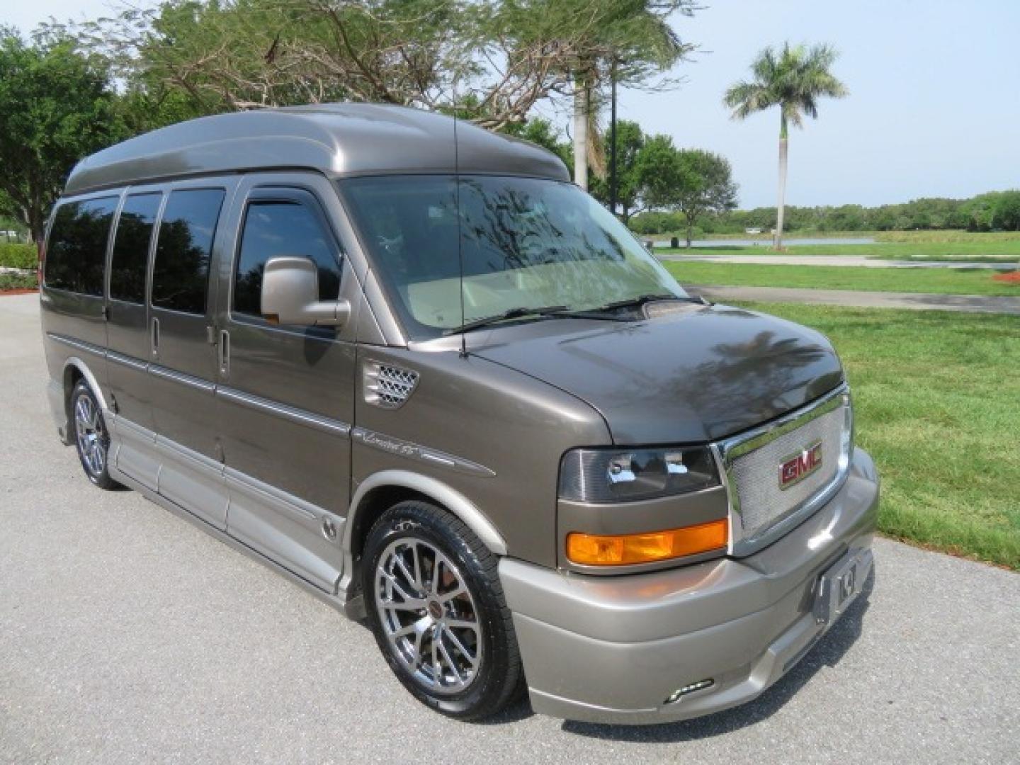 2013 /Beige Two Tone GMC Savana RV G1500 3LT (1GDS7DC45D1) with an 5.3L V8 OHV 16V engine, 4-Speed Automatic transmission, located at 4301 Oak Circle #19, Boca Raton, FL, 33431, (954) 561-2499, 26.388861, -80.084038 - You are looking at a Gorgeous 2013 GMC Savana 1500 High Top Conversion Van Explorer Limited SE Package Handicap Wheelchair Conversion Van with 72K Original Miles, Side Entry Braun Millennium Series Wheelchair Lift, Rubber Floor, Q-Straint Tie Down System, Navigation, Back Up Camera, Huge flat Screen - Photo#18